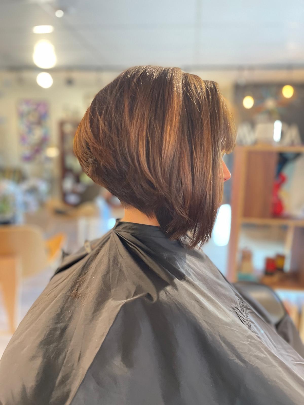 Precision A-line bob with subtle highlights - Vidal Sassoon technique by Cristal D.